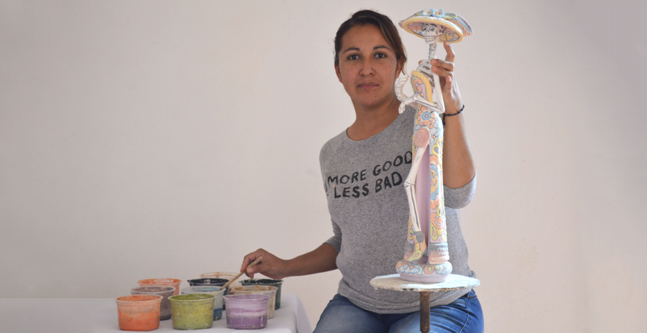 Mexican Talavera artist