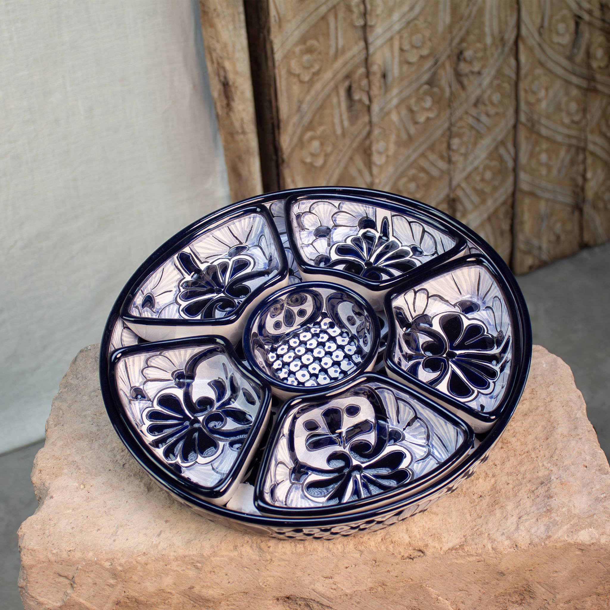 Botenero Azules. Hand-Painted Ceramic Serving Tray