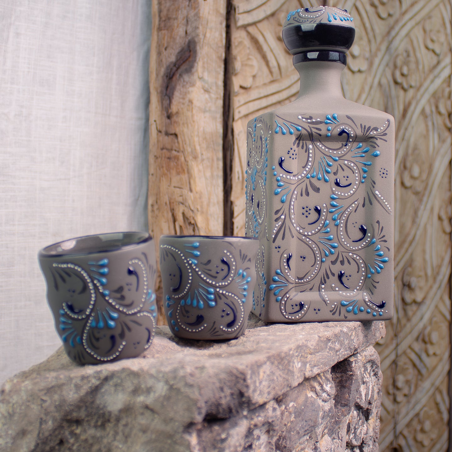 Stoneware Decanter | Noir Edition Azules Pattern