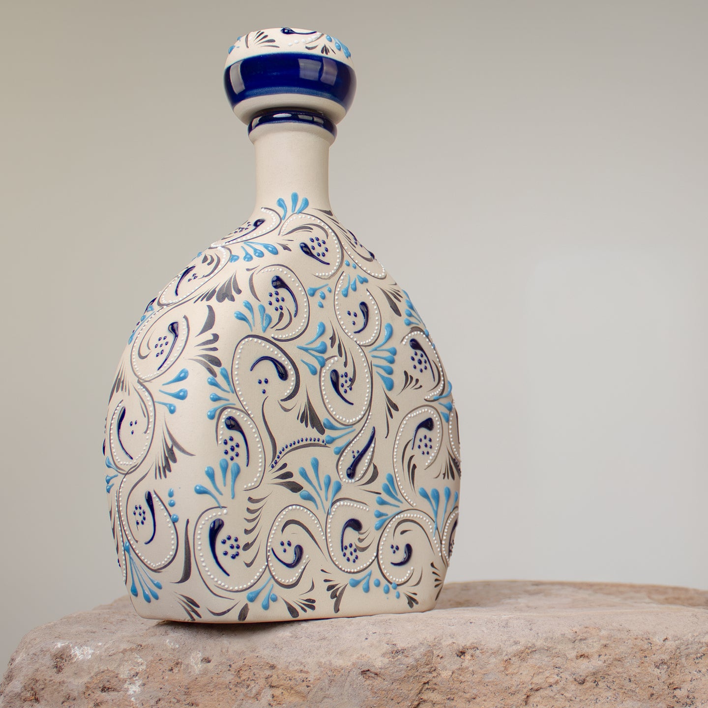 Stoneware Decanter Gota | Azules Pattern