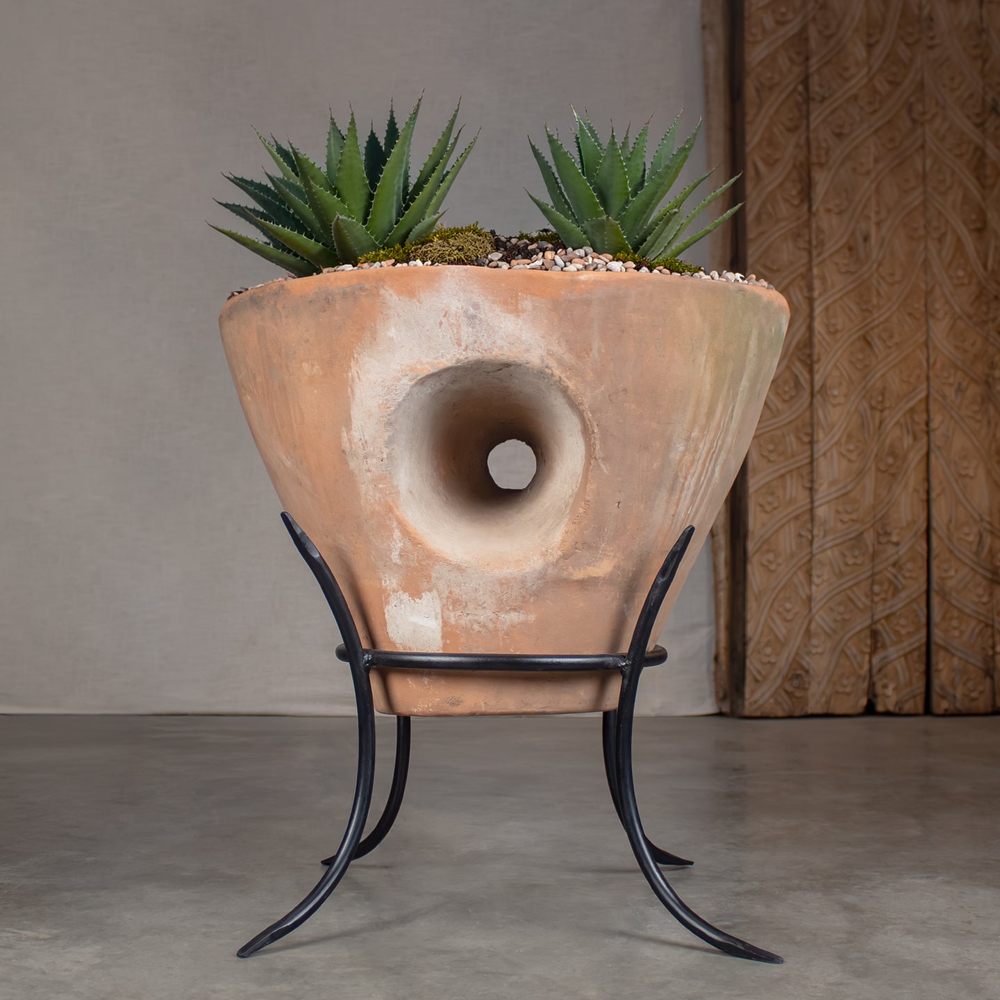 Nebula Planter with Stand. Vintage Terracotta pot.