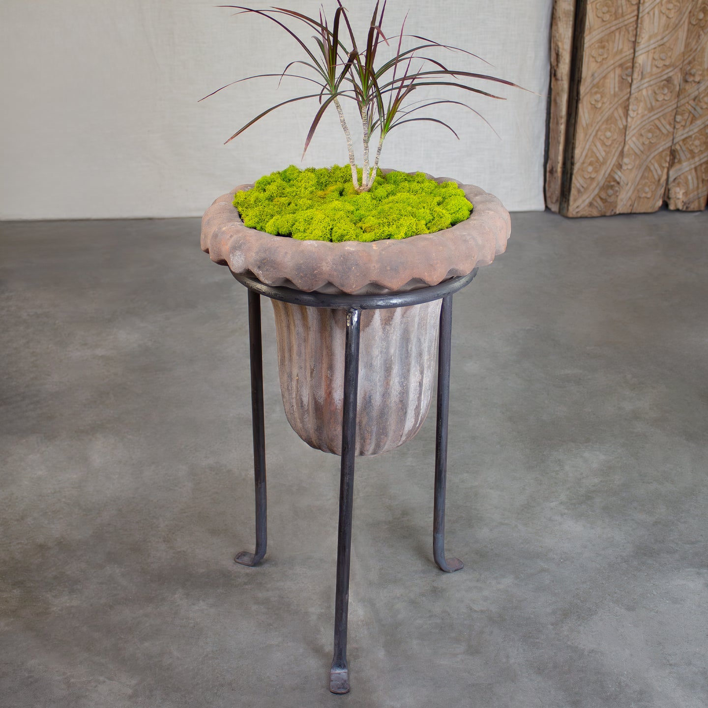 footed planter pot Tiger Lily Planter with Footed Stand. Vintage Terracotta pot