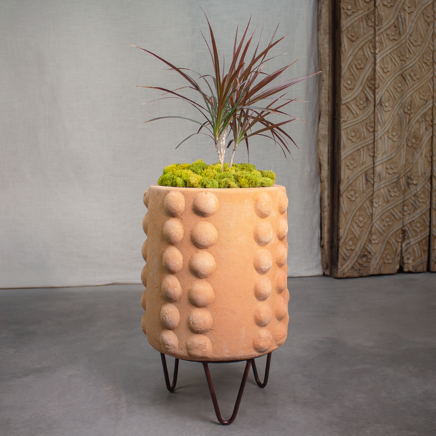 Node Planter, Terracotta pot, Tall. Natural Terracotta